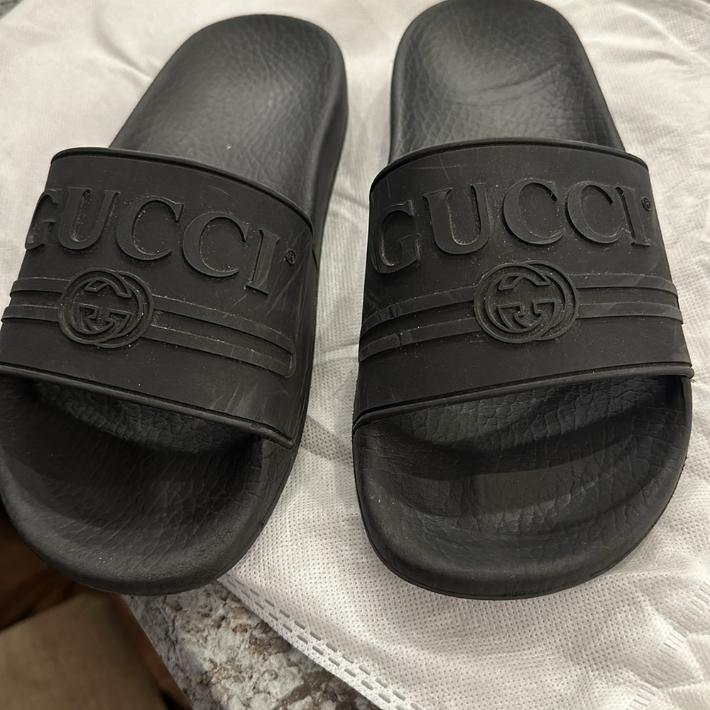 Gucci women black slides. Size 6.